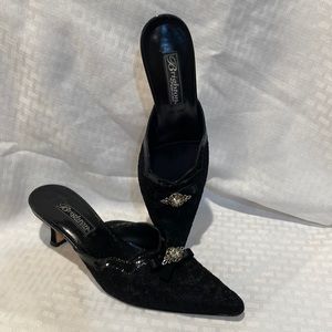 Vintage black Brighton Tandra textile/leather shoes 6 1/2